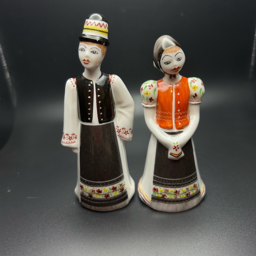 Pair of Hollohaza Hungary Handpainted Porcelain Signed Figurines,